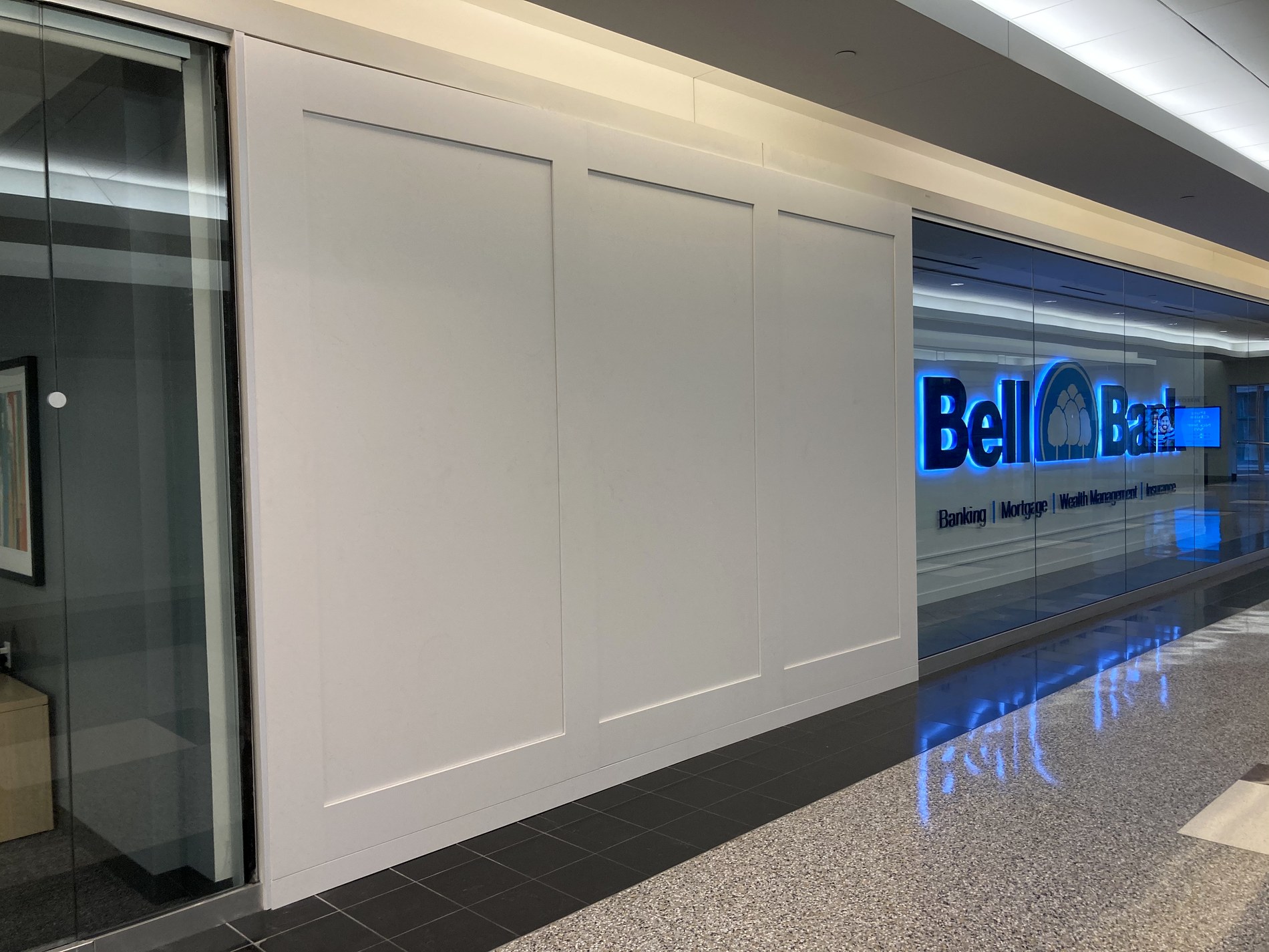Bell Center Architectural Counterwork